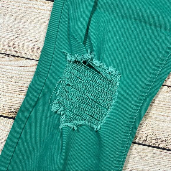 NEW Celebrity Pink Green Slim Straight Ripped Knee Denim Jeans Juniors Size 5/27 - Picture 7 of 11